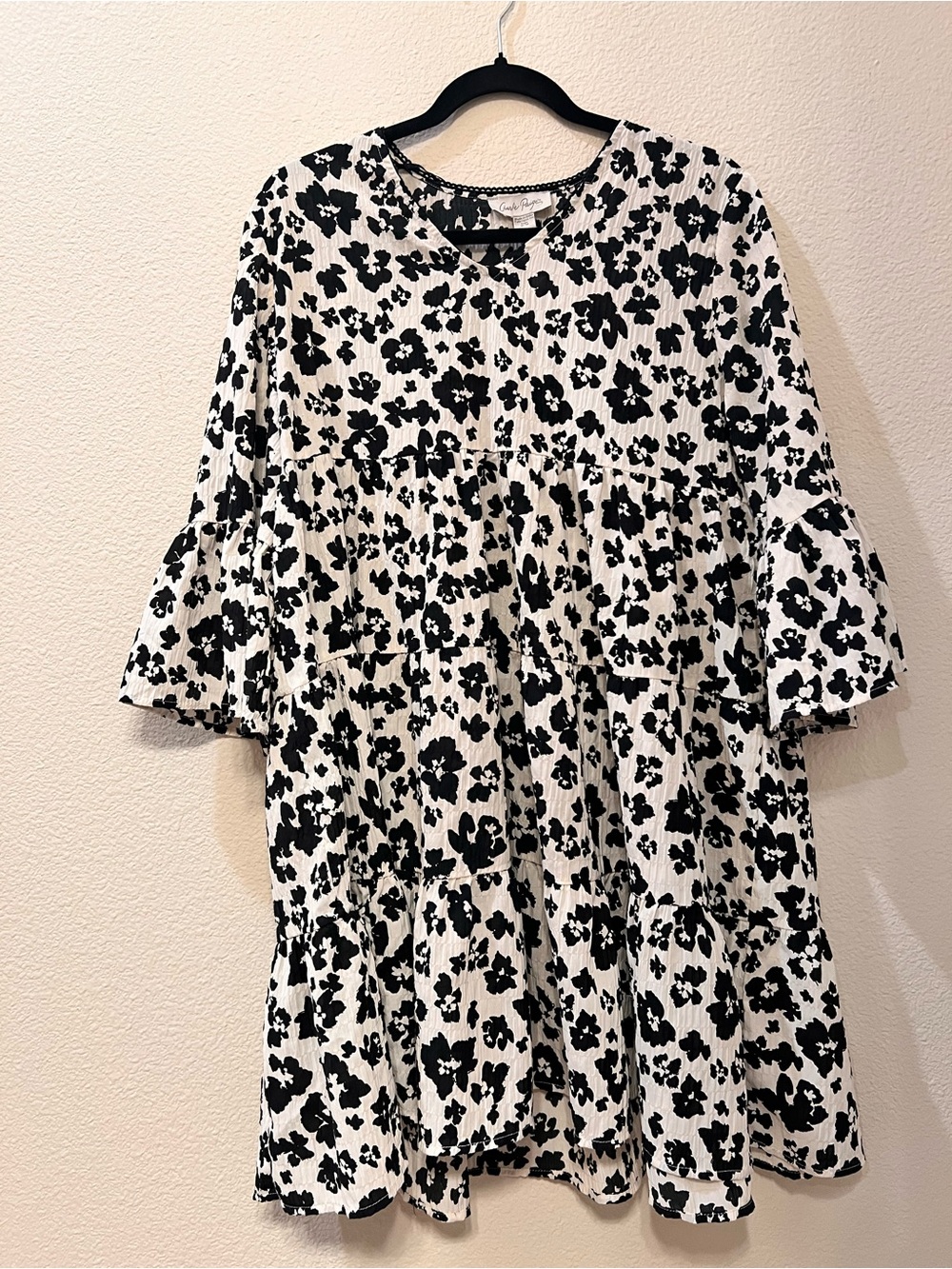 Charlie Paige Black and White Floral Dress